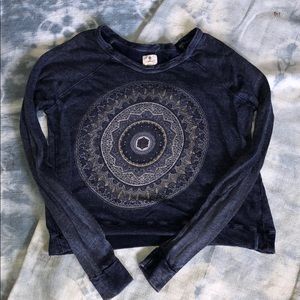 Sundry pullover sweater